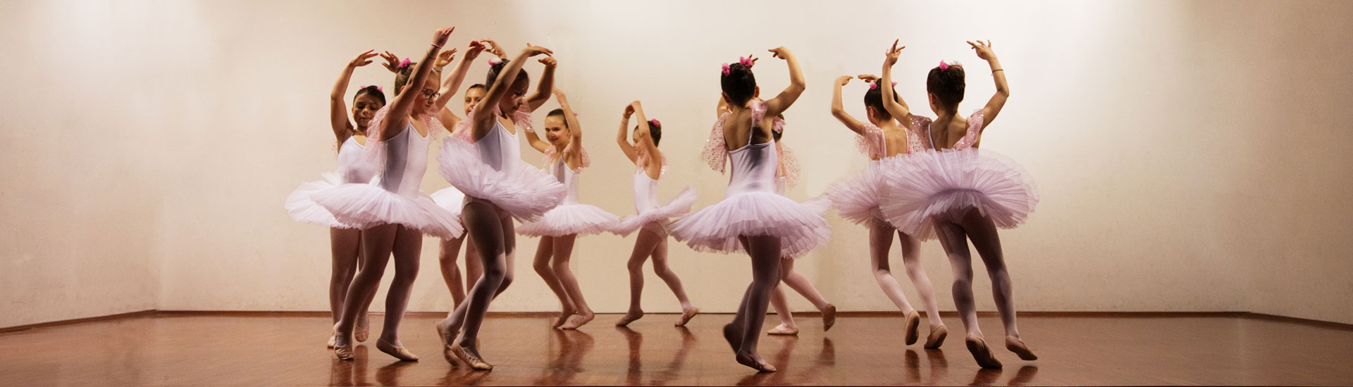 Demi Point Dance Studio Demi Point Dance Studio